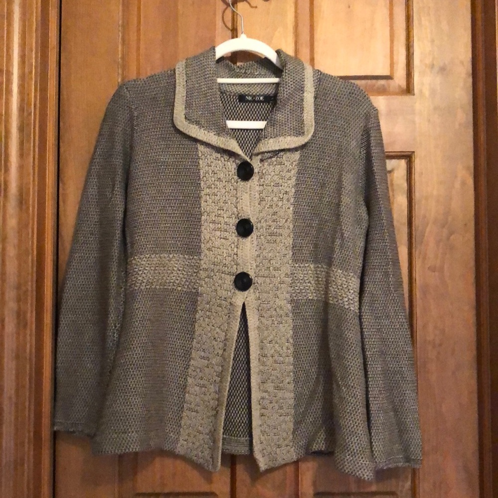 SALE!!! Nic + Zoe knit cardigan size large
